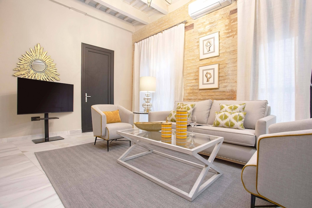 Modern Apartment in Seville Center Acetres I