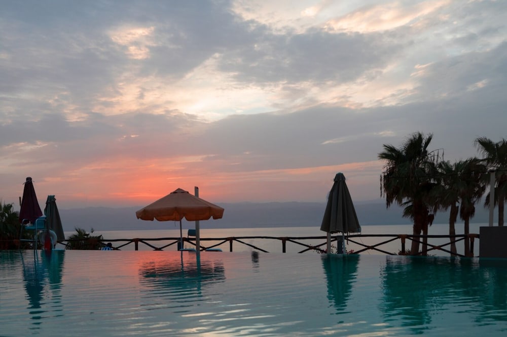 Sweimeh Vacations - O Beach Hotel  Resort - Property Image 1
