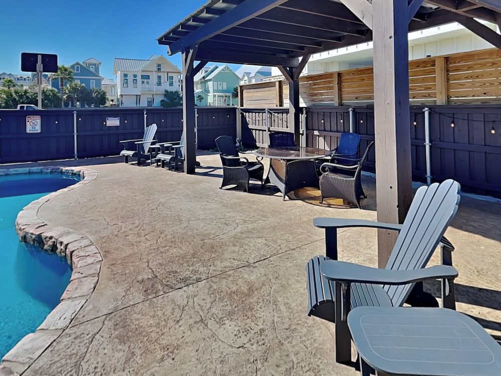 Sugar Shack by Silver Sands Vacation Rentals