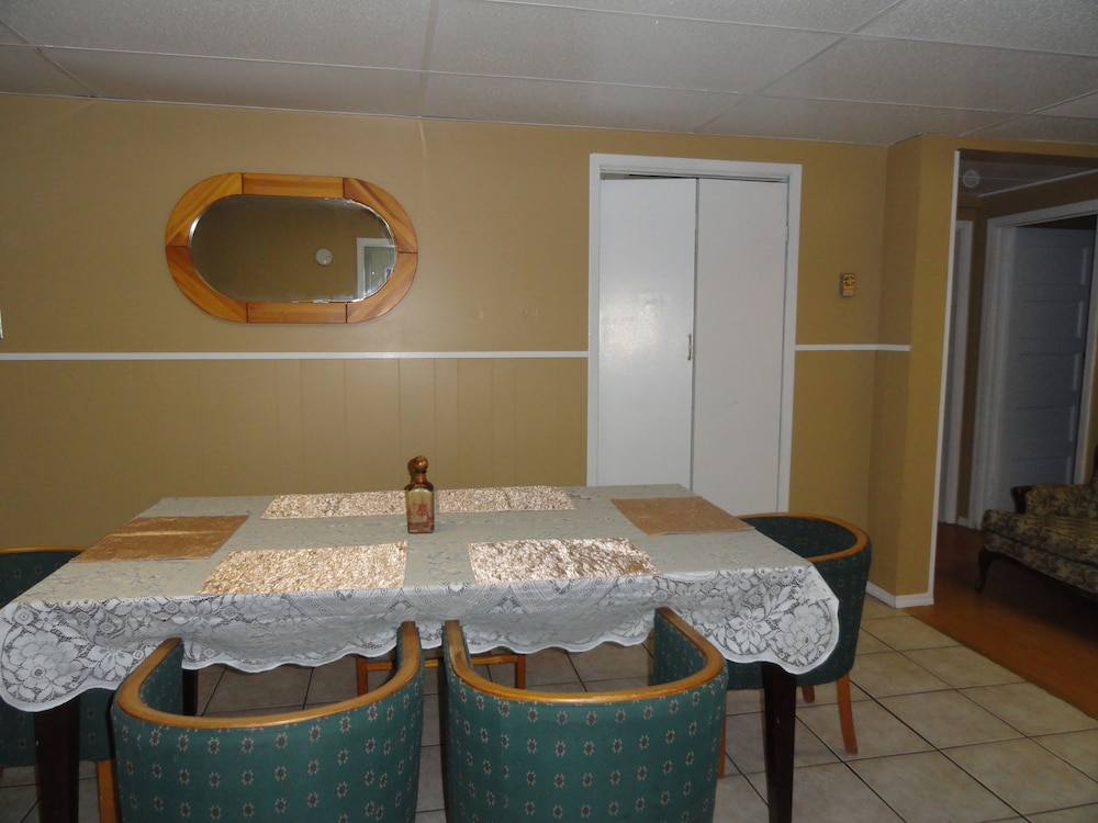 Edgewater Resorts - Edgewater Cottages