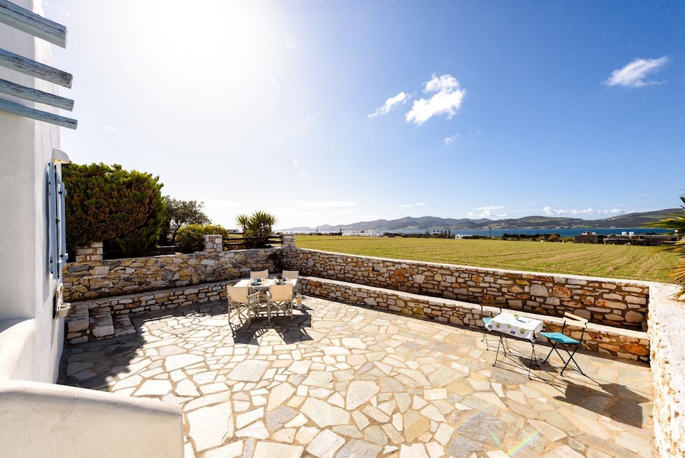 Kite Surf House 5 From the Beach -island Living-