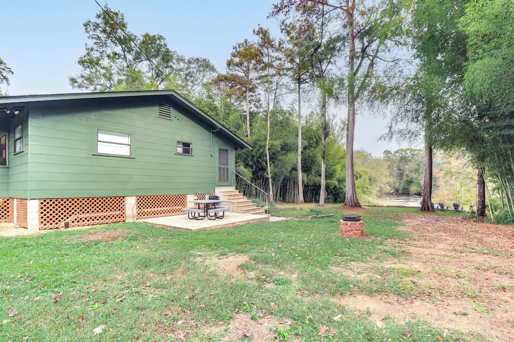 McComb Vacations - Mississippi Vacation Rental w/ River Frontage - Property Image 8