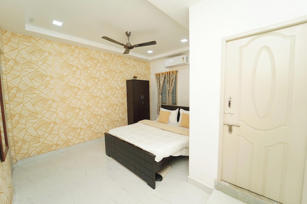 Blue Horizon Apartment 2bhk Nr Marina Beach