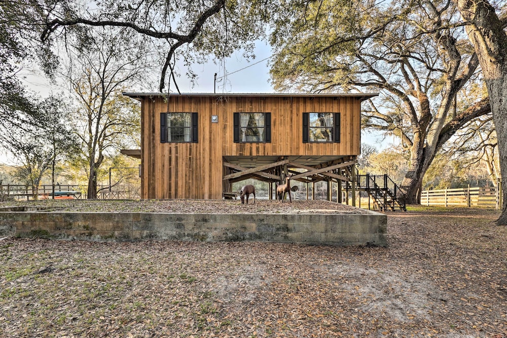 Renovated Fort White Retreat w/ River Access! - Property Image 17