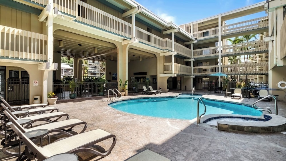 Ocean Front With Private Lanai - In-unit AC - Vrkcv