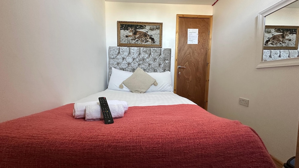 Tower Bridge Roomzzzz BnB