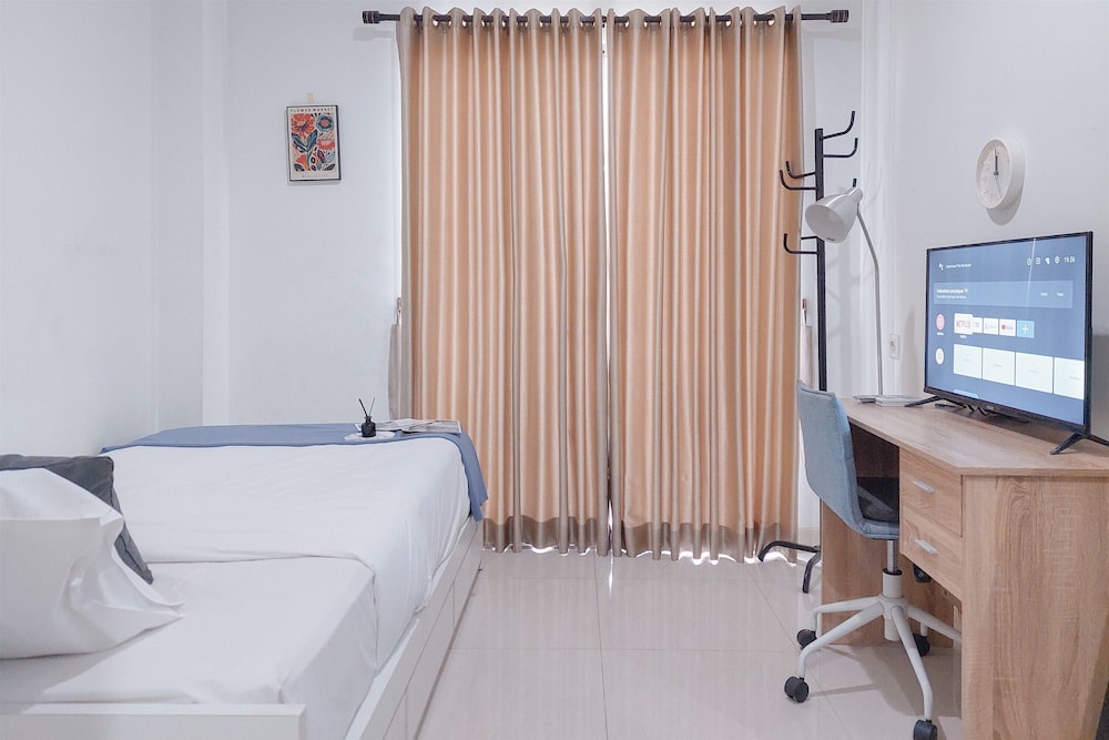 Modern Look Studio at Springwood Residence Tangerang Apartment