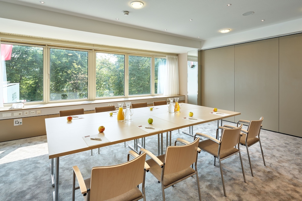 Linz Vacations - Hotel Schillerpark Linz, a member of Radisson Individuals - Property Image 15