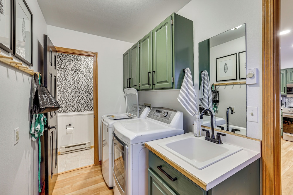11 Mi to Brundage Mountain Resort: Mccall Home!