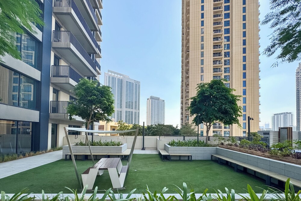 PVH - Serene Central 2BR - Creek Horizon