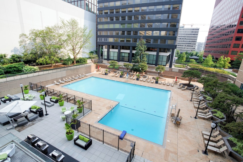 Modern Apartment with Top Amenities