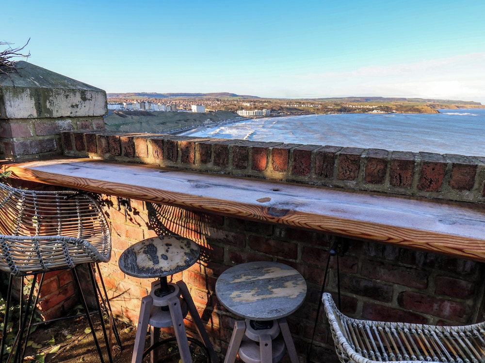 Oceanfront in La Jolla, Steps to Beach, Shops, Dining Dawn Patrol by Avantstay - Image 4