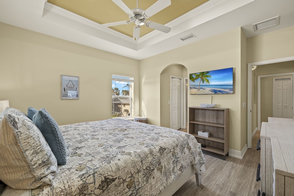 241 Oasis Pearl: 3br Pool Home! 3 Bedroom Home