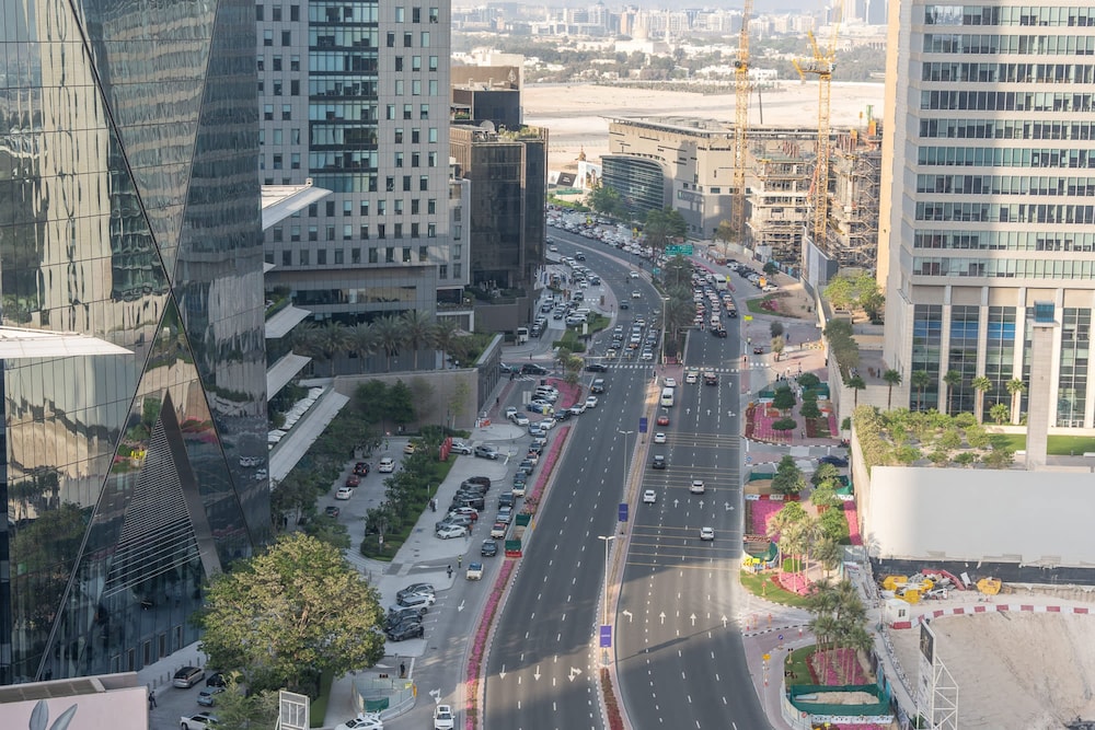 Well-furnished 3 Bedroom in Park Towers Difc