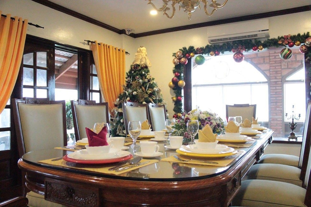 F8 Bed and Breakfast