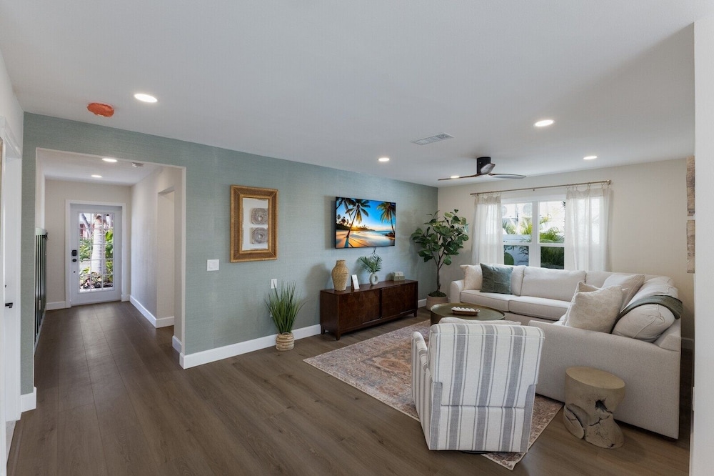 83rd St Villas East 2 Bedroom Villa