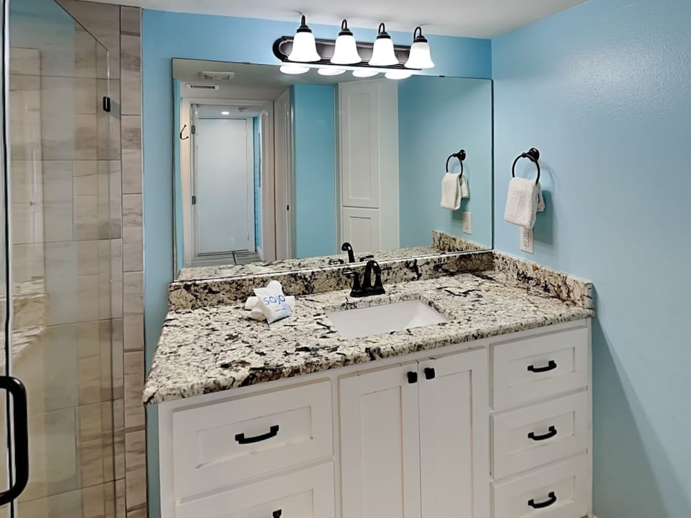 Sandy Shores by Silver Sands Vacation Rentals