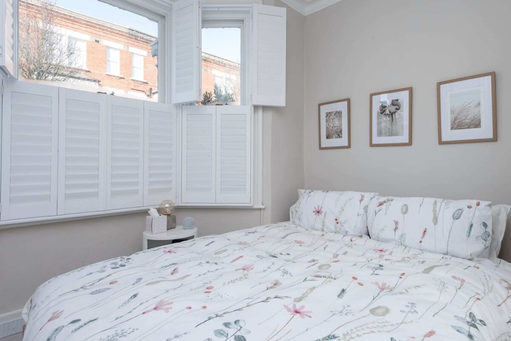 Stylish River Apartment - West Putney Embankment