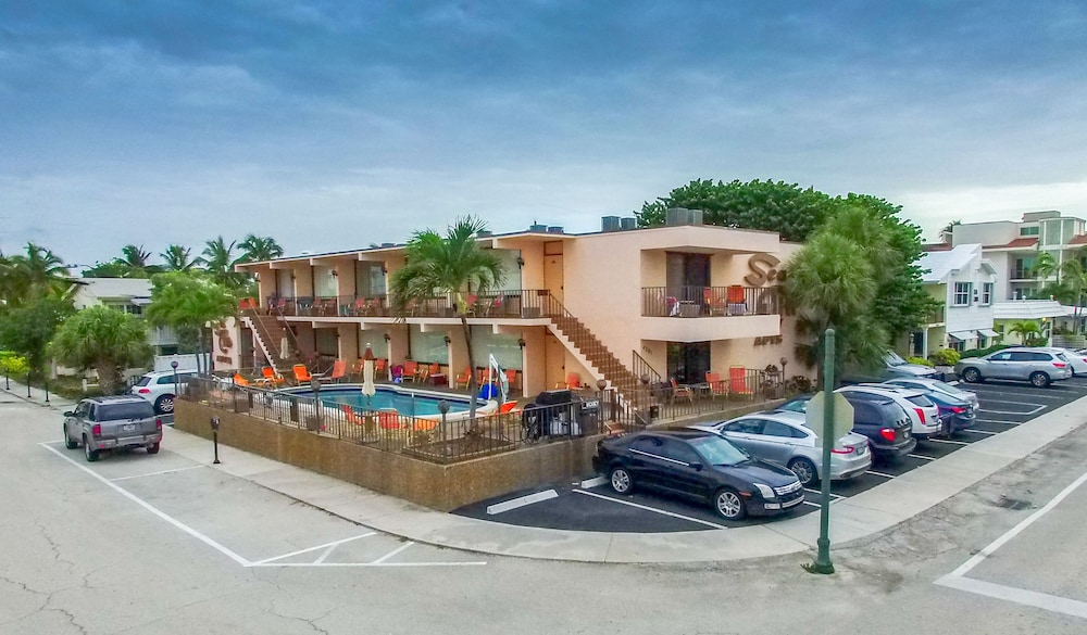 Sea Cliff Motel