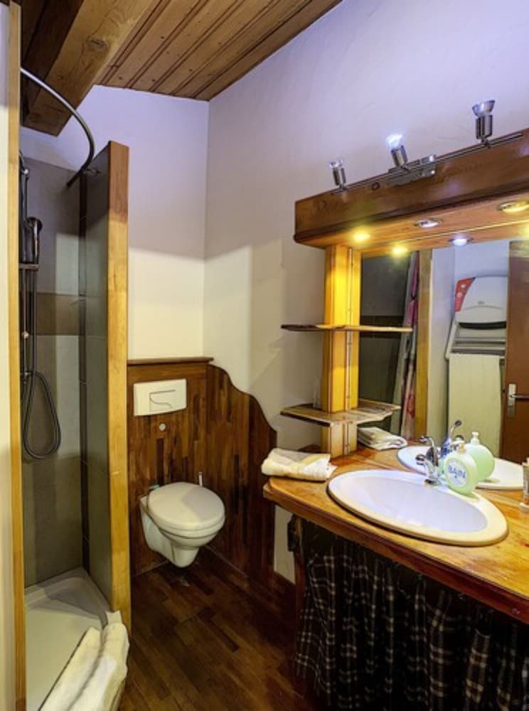 Les Houches Vacations - Hotel La Fontaine - Property Image 10