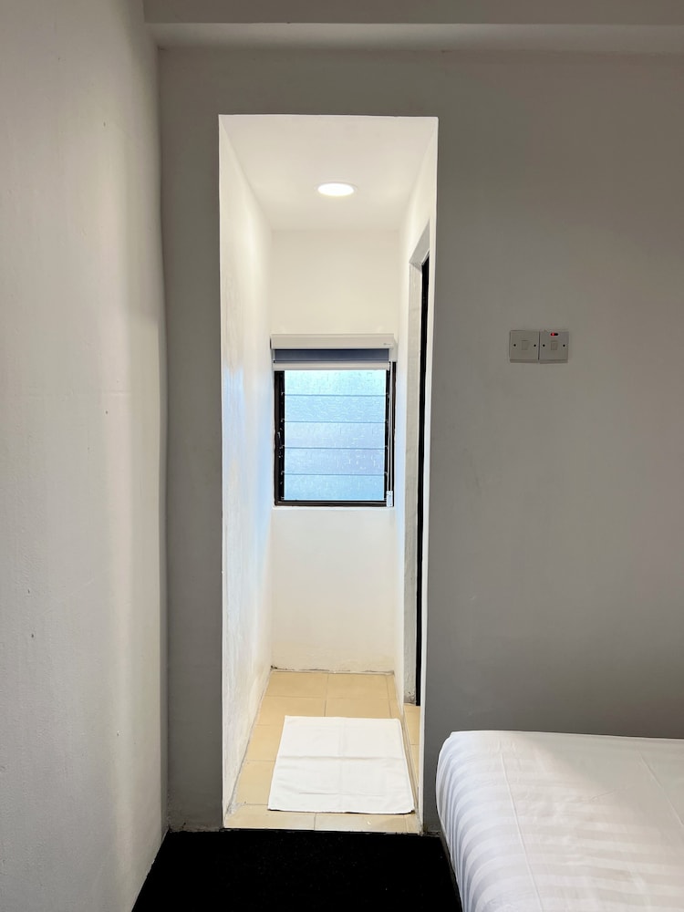 Quee Hotel