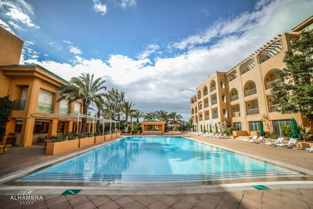 Hotel Alhambra Thalasso - Image 1