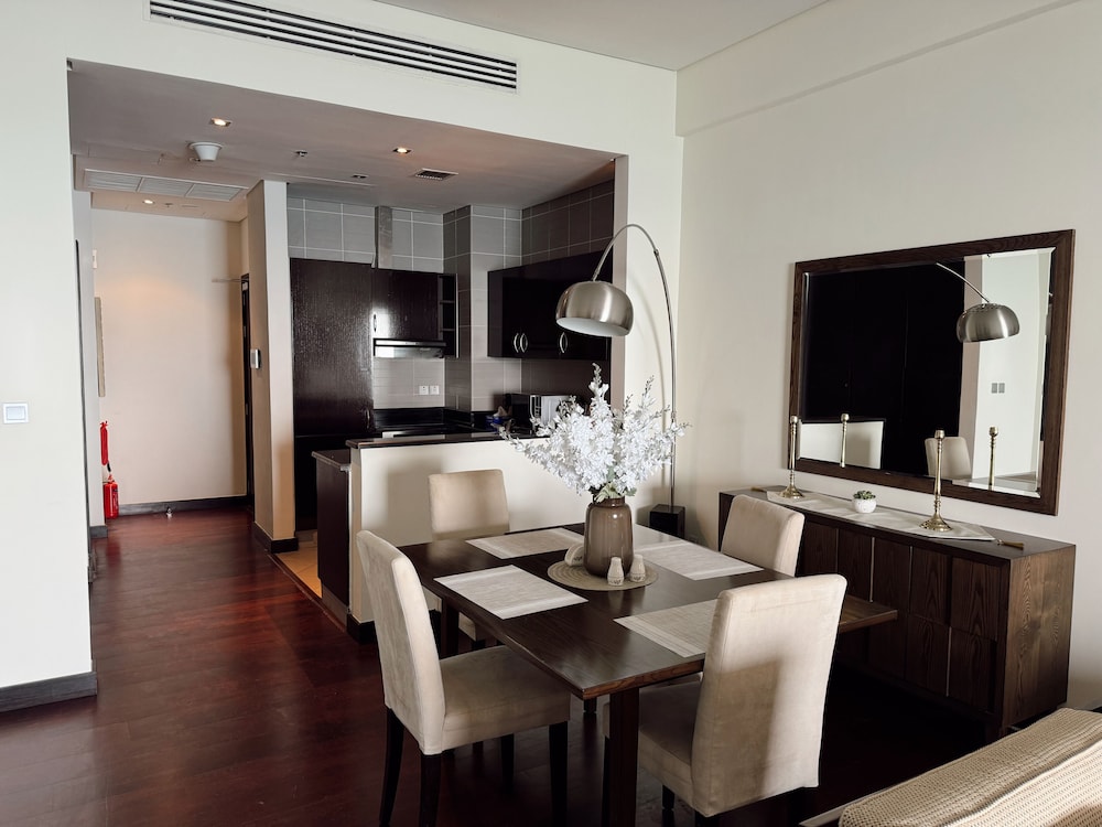 Resort Apartments - Royal Amwaj North