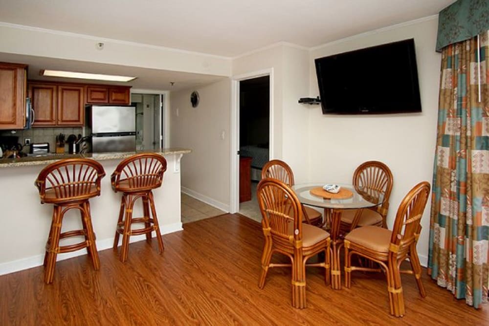 Units at Patricia Grand Resort by Elliott Beach Rentals