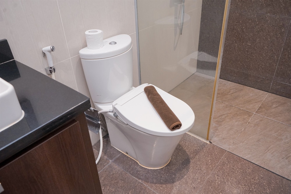 Spacious And Elegant 3Br At Branz Bsd City Apartment