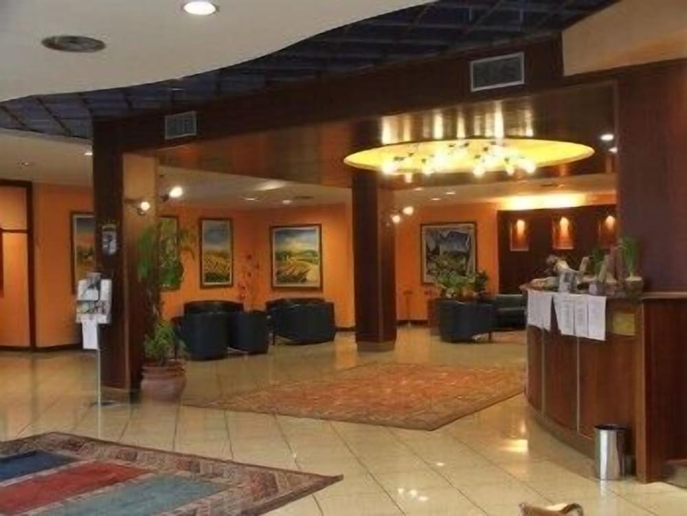 Point Hotel Conselve photo 2