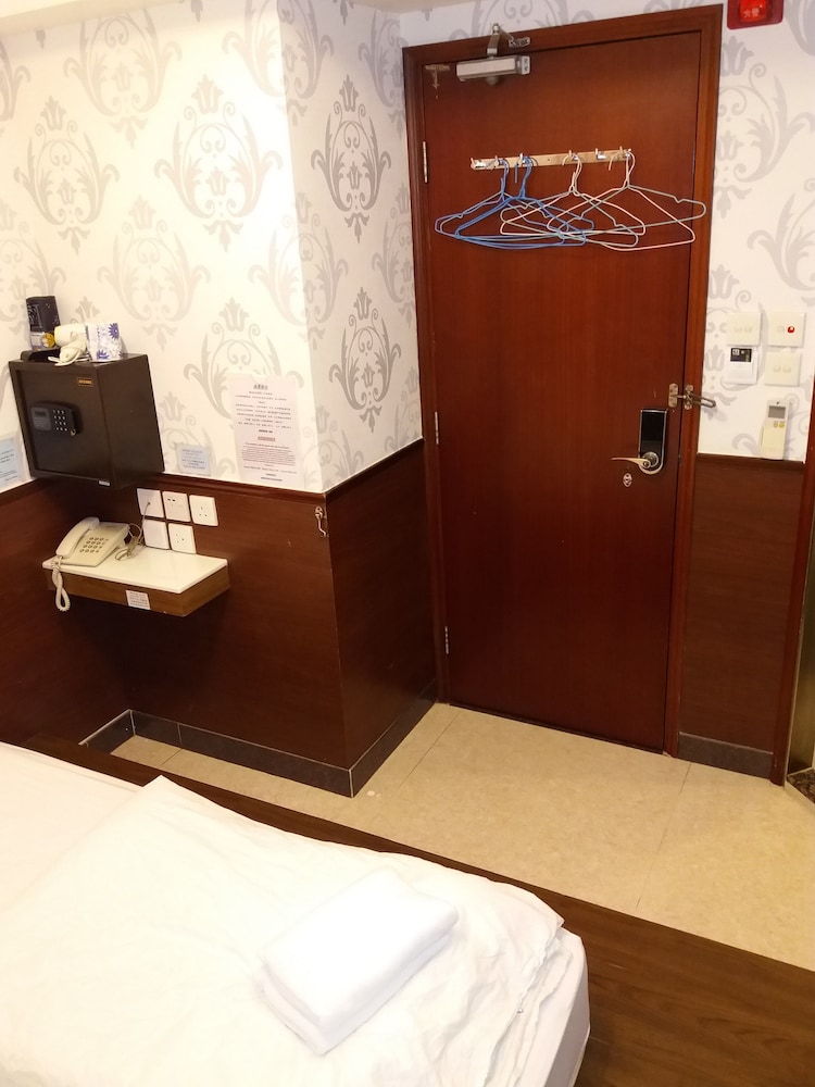 Rai Lei Hostel