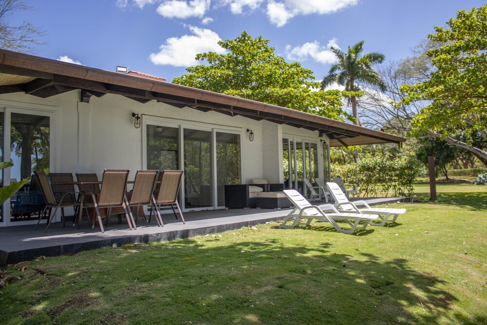 Playa Prieta Beachfront Villas