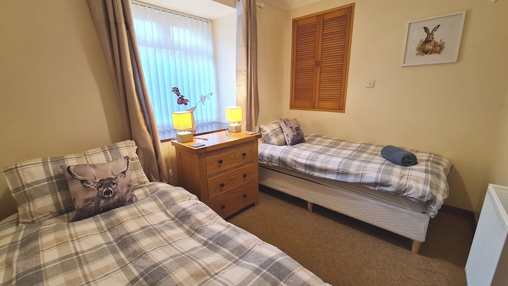 Darwin Cottage Self Catering in Elgin