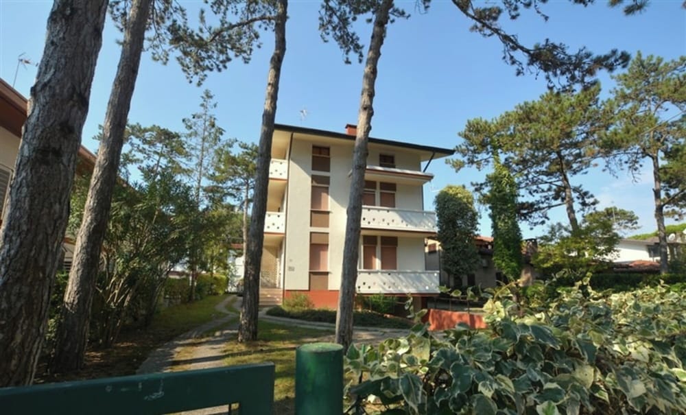 Cozy Apartment in a Quiet Area, Near the Beach of Lignano Sabbiadoro