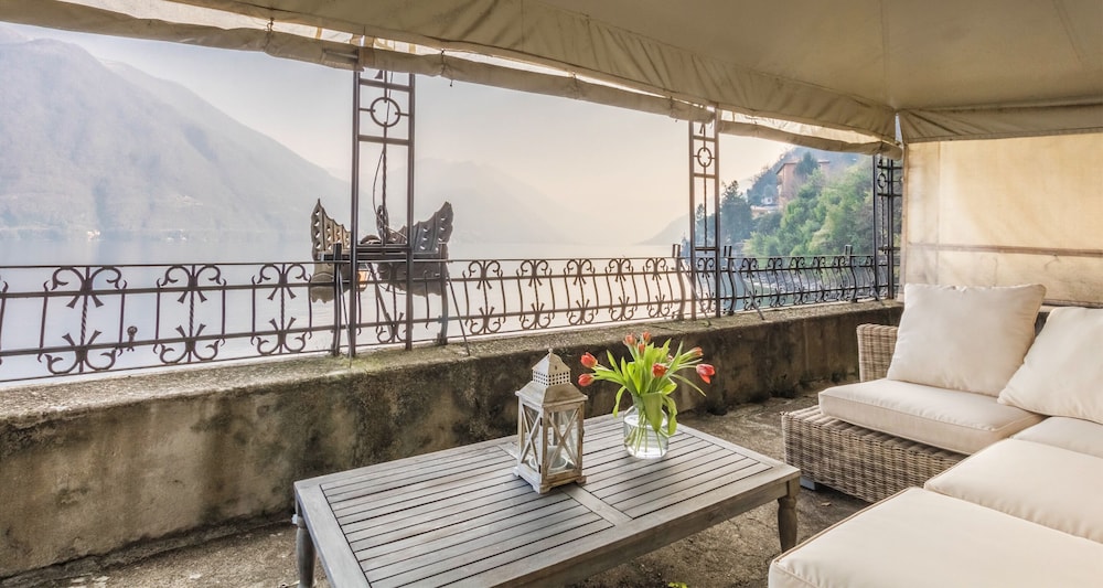JOIVY Villa Anna Como Lake