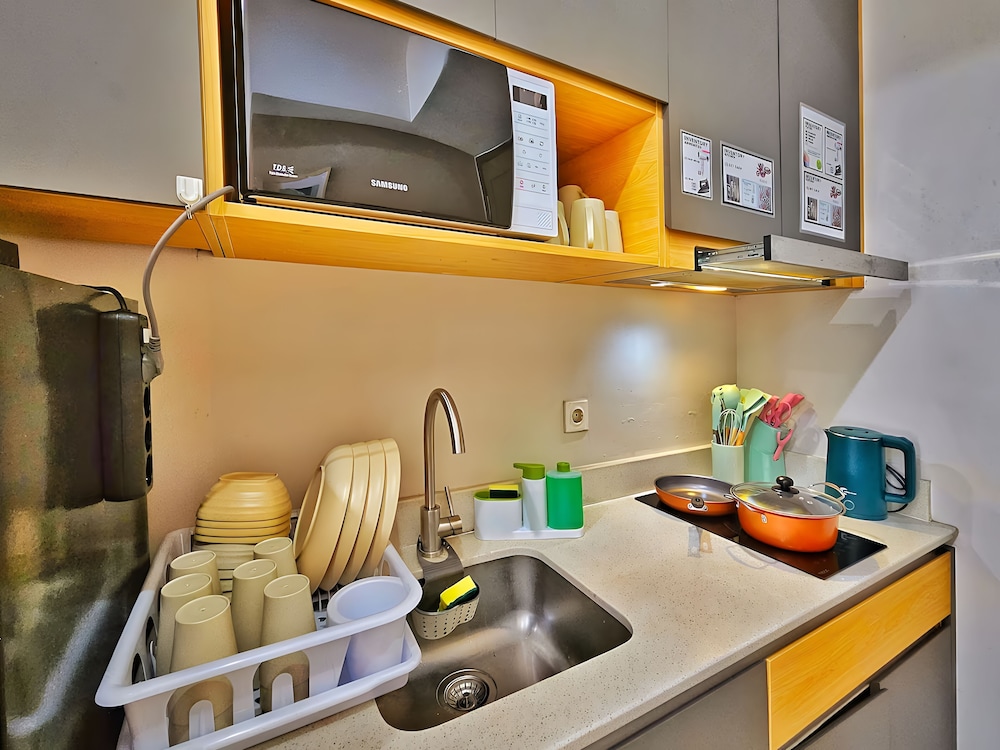 Staysanliving - Taman Anggrek Residence