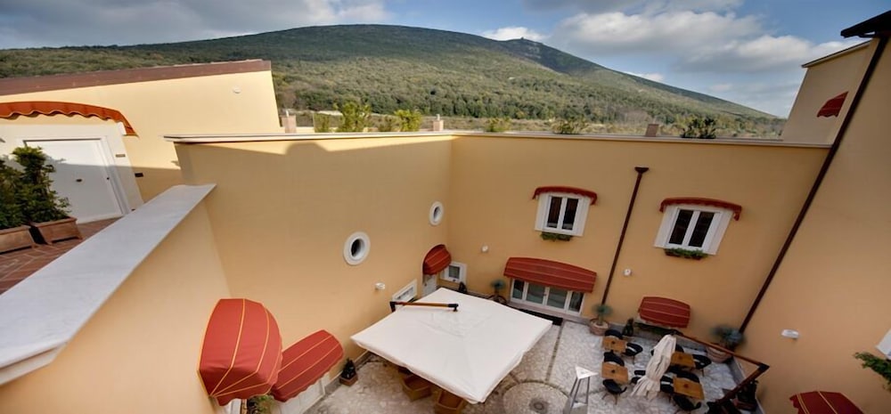 San Leucio Resort