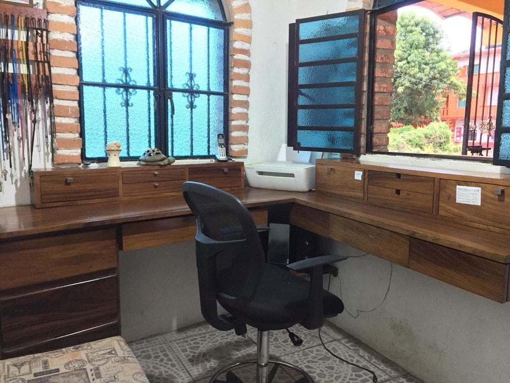 Bungalows y Hotel Lizmar