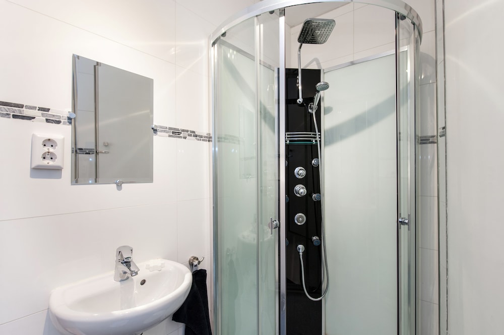 Crown Guesthouse Amsterdam