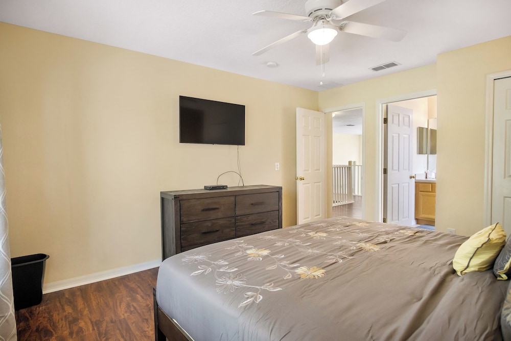 Enchanted 5BR Townhome Disney Fun Awaits