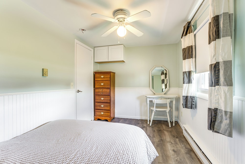 1 Mi to Wilson State Park: Harrison Home w/ Yard!