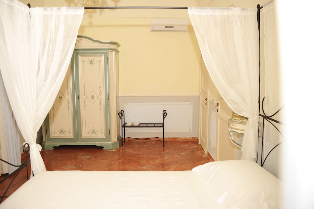 Le Scuderie di Villa Ravenna