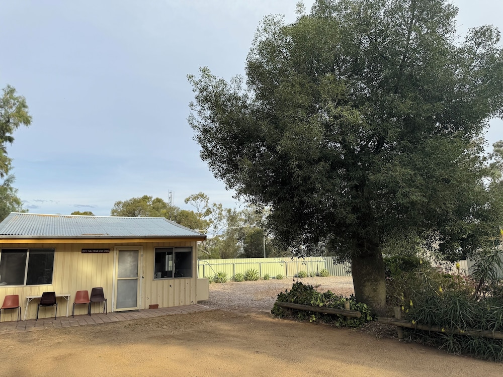 Hay Caravan Park