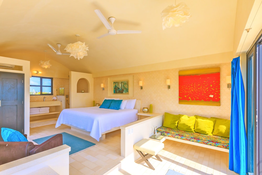 Villa Encantada by Coco B Isla