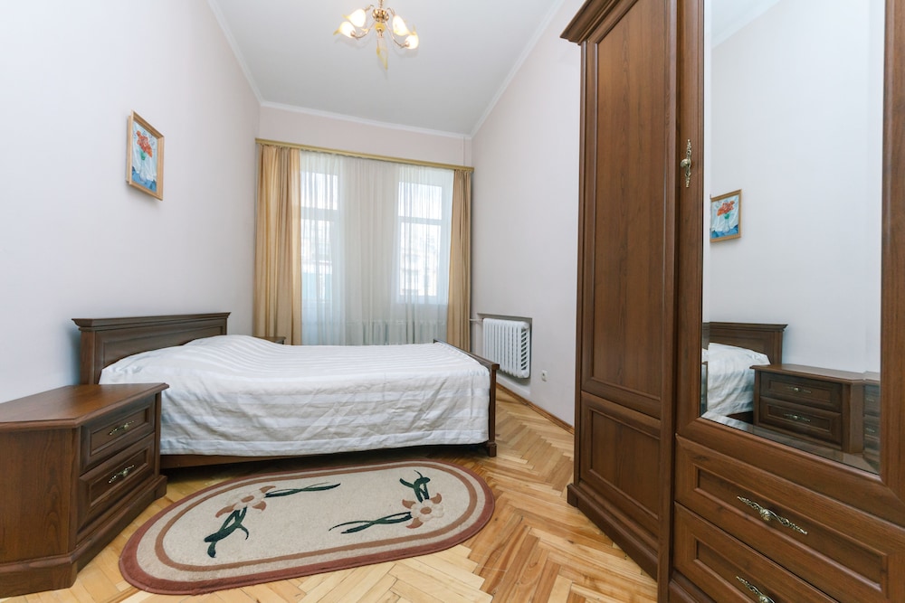 Alma Apartments