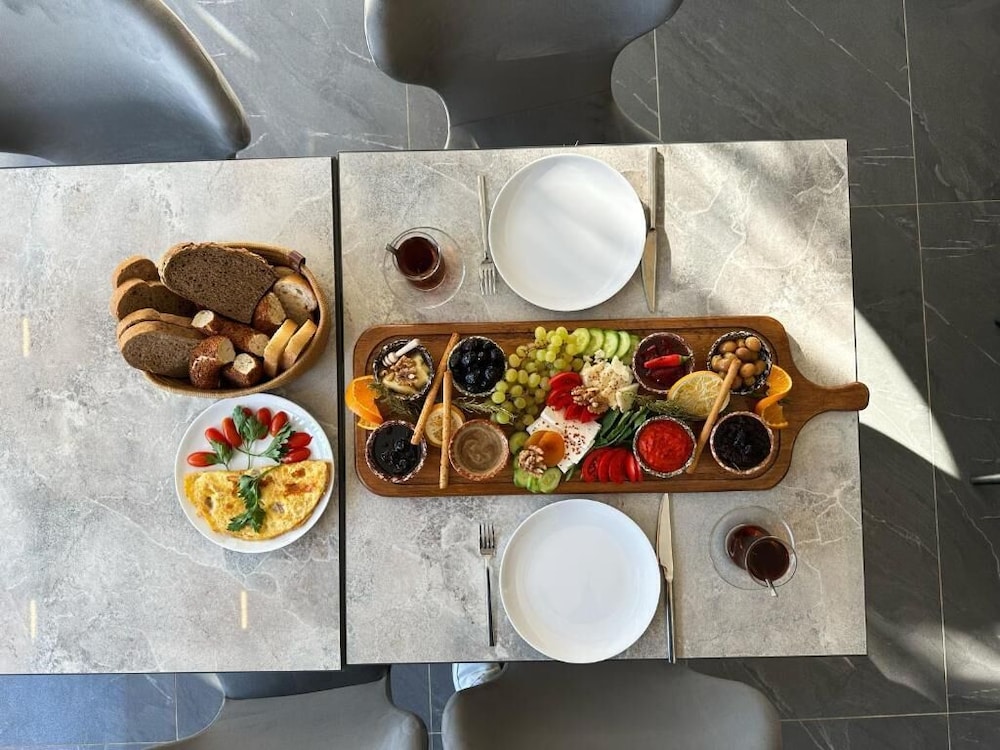 Marina Lora Butik Otel Sığacık