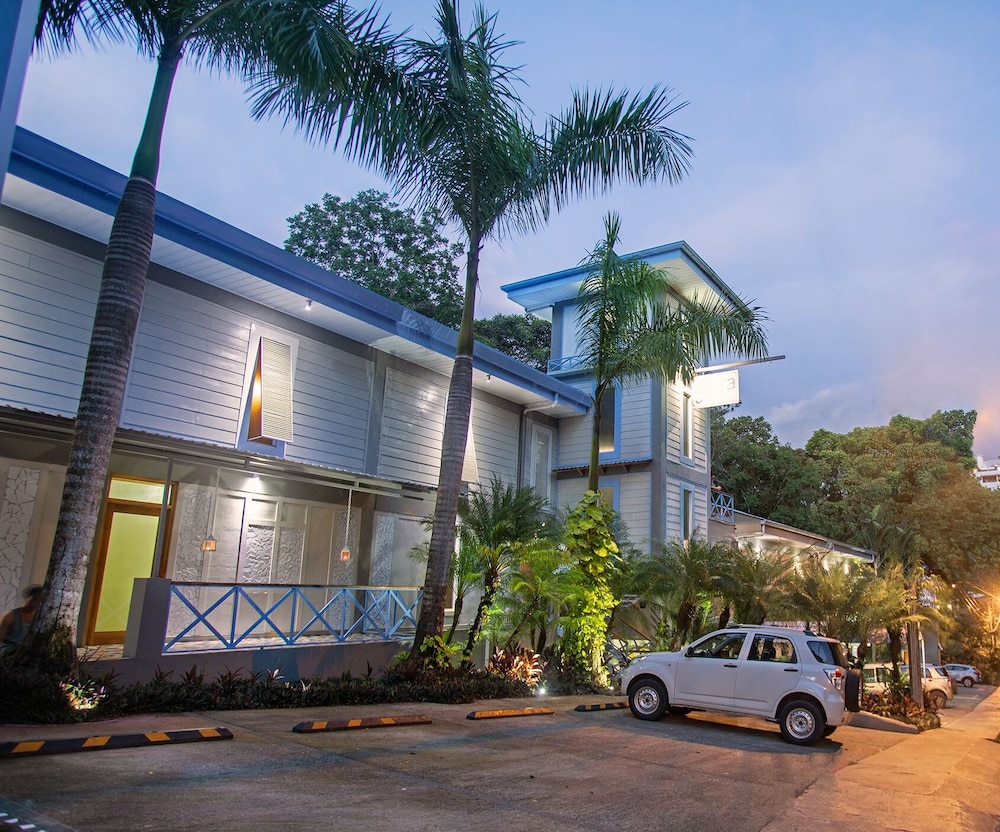 Hotel Plaza Yara - Image 1