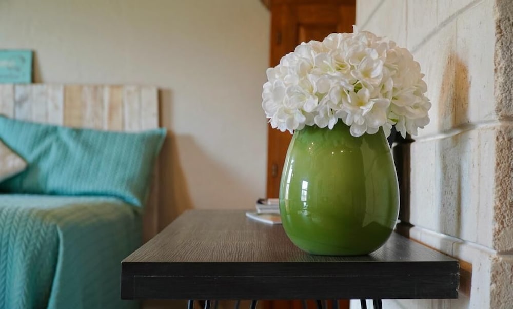 Bermuda Vacations - Greensleaves Guest House - Property Image 1