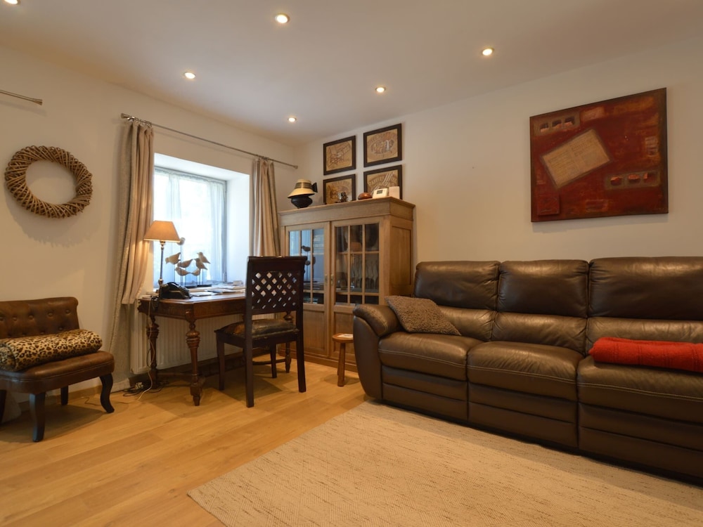 Stylish Stay Near Forest, photo 20