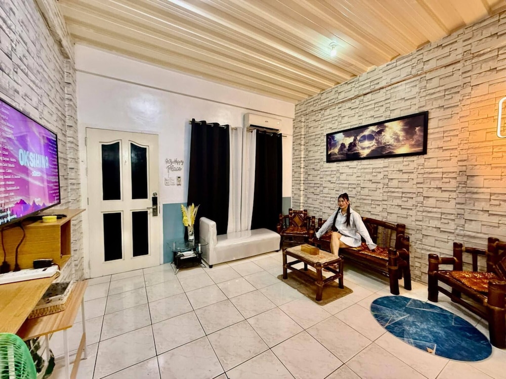 Axon Cozy Modern House #B Near The Walking Street